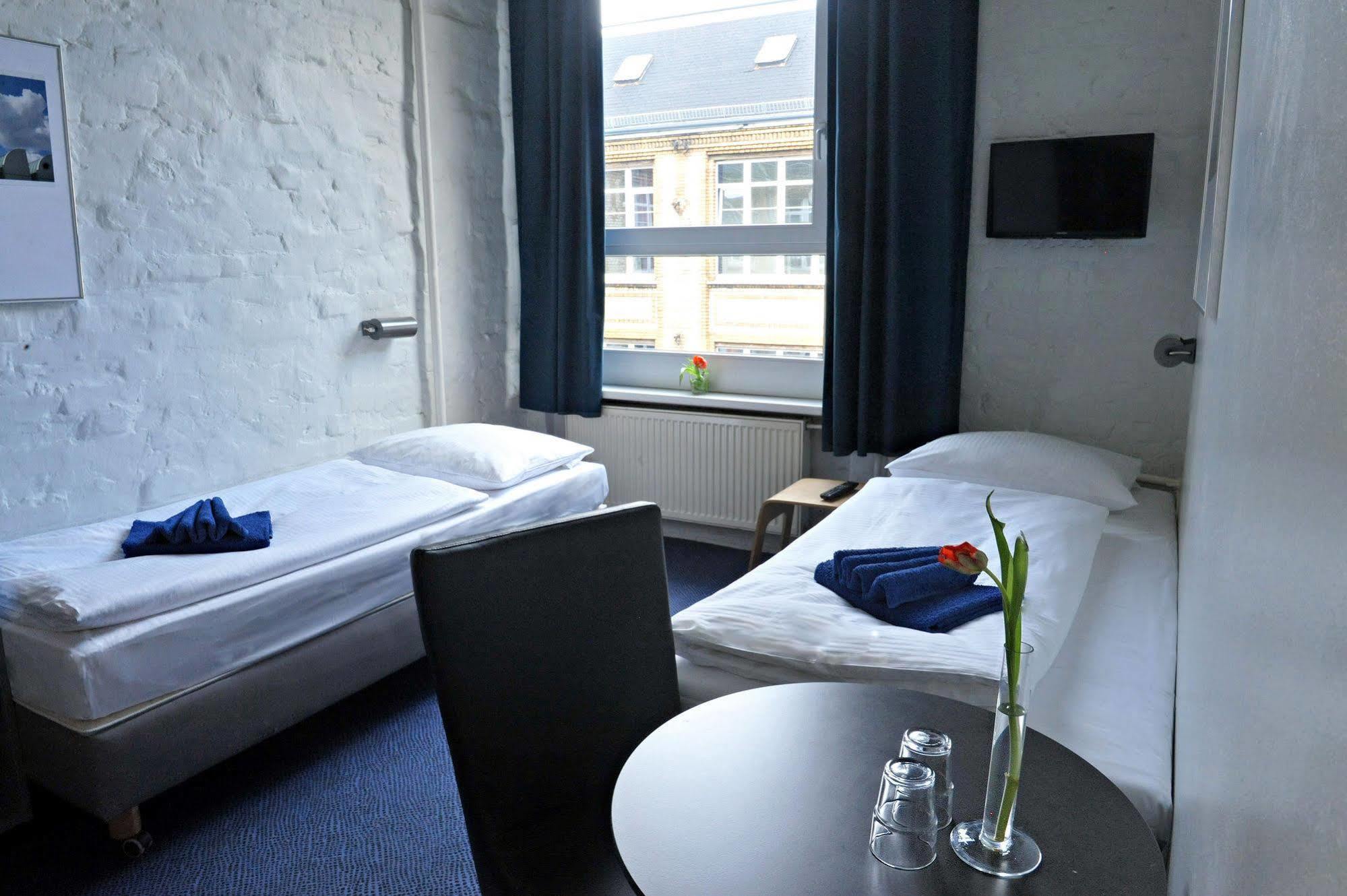 Hotel Transit Berlin Ngoại thất bức ảnh
