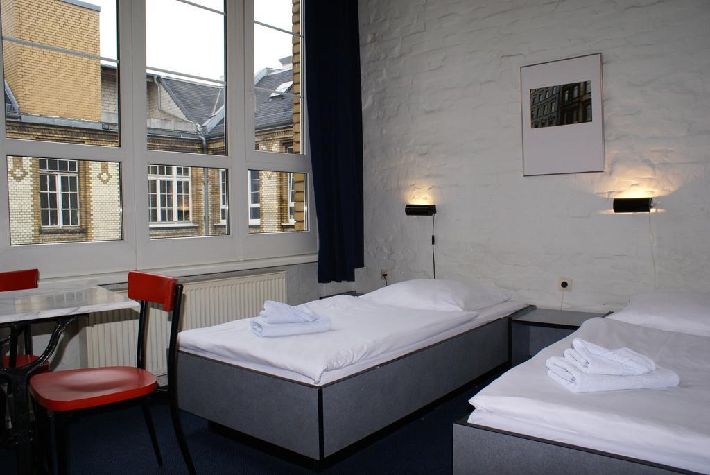Hotel Transit Berlin Phòng bức ảnh
